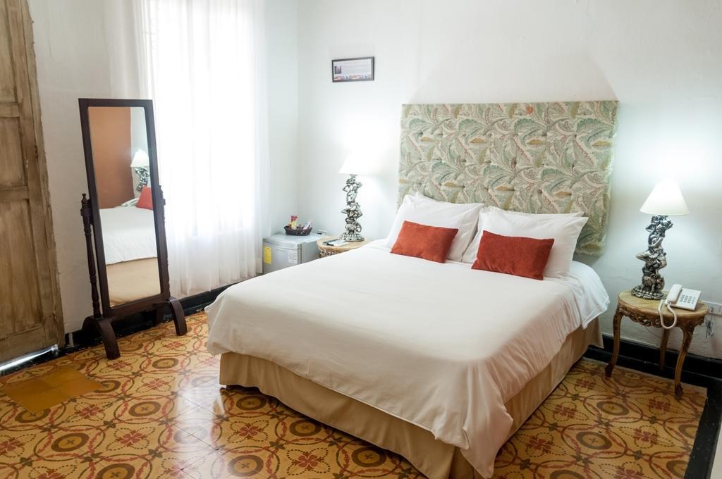 Hotel Badillo Galeria 4*
