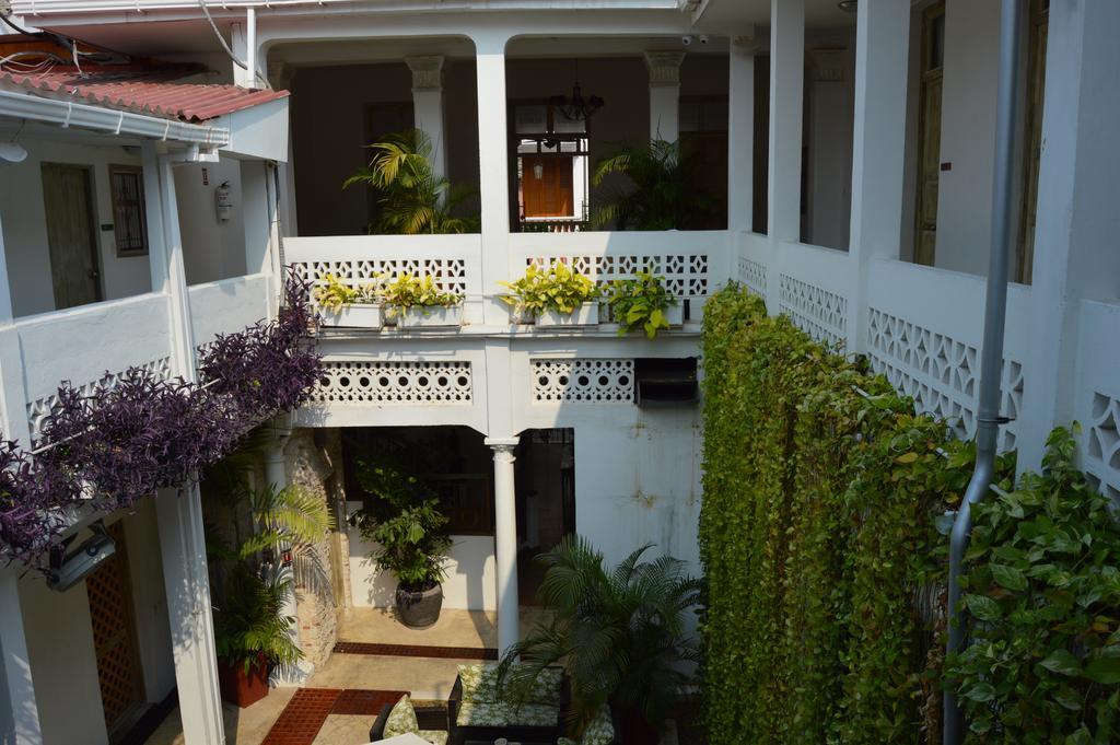 Hotel Badillo Galeria 4*