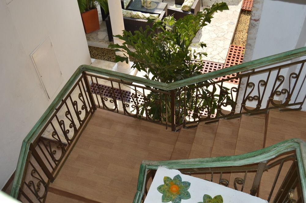 Badillo Galeria 4*
